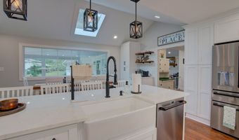 1307 Floyd Spgs, Armuchee, GA 30105