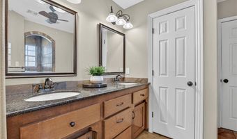 1415 Thomas Hl, Alma, AR 72921