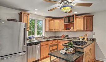 88 Nichols Rd, North Kingstown, RI 02852