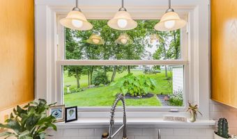 12801 E Edgewater Dr, Albany, IN 47320