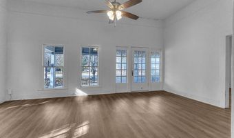 411 S Hutchinson Ave, Adel, GA 31620