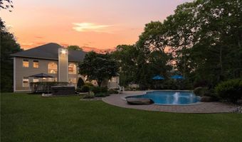 19 Cassandra Ln, North Kingstown, RI 02852