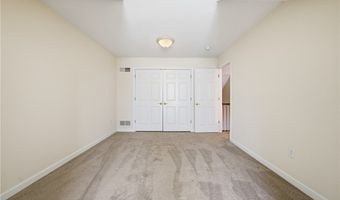 819 Strasburg Dr, Adams Twp., PA 16046