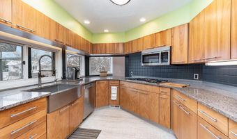 5390 Pheasant Ct, Alma, MI 48801