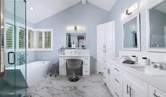 3520 Sitio Baya, Carlsbad, CA 92009