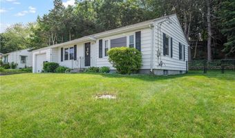 18 Oak Hill Ave, North Smithfield, RI 02896