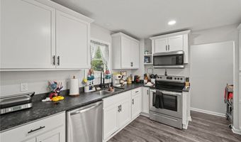 327 Sewell Ave, Akron, OH 44319