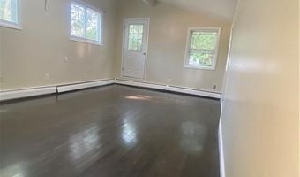 7 Brown Ave, Johnston, RI 02919