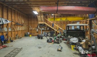 151 Mockingbird Ln, Atmore, AL 36502