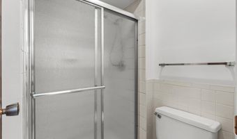 2332 Hidden Meadow Ln, Ballwin, MO 63021
