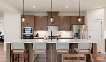 2001 Shelly Ln, Adams Twp., PA 16046