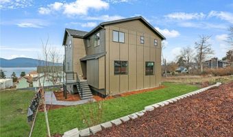 3706 W 3rd St, Anacortes, WA 98221