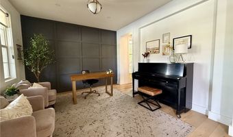 5571 Bethany Bend Dr, Las Vegas, NV 89135