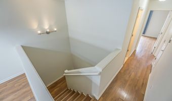 120 W Oakbrook Dr, Ann Arbor, MI 48103