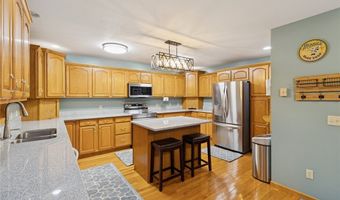 3203 Merchants Ave, Ashtabula, OH 44004