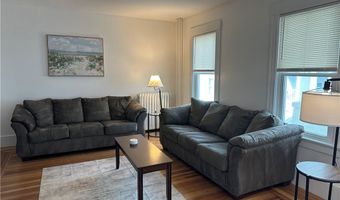 15 Kilburn Ct 15, Newport, RI 02840