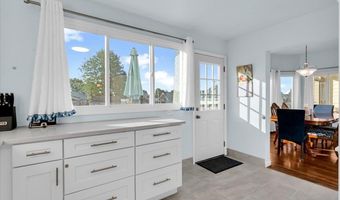 1748 Saint Clair River Dr, Algonac, MI 48001