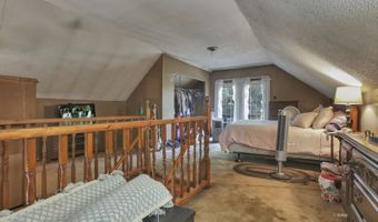 9806 Salem, Athens, OH 45701