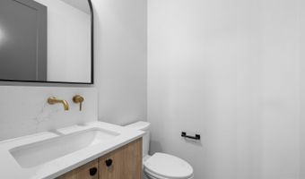 15300 Rhodes Ct, Caldwell, ID 83607