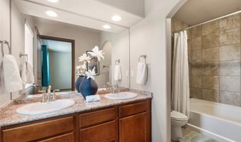 8700 Desert Finch Ln, Albuquerque, NM 87122