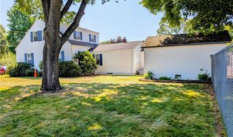 17 Stone Ave, Warwick, RI 02889