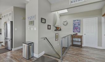 32 Cove Rd W, Bayville, NJ 08721
