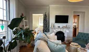 5 Record St 2B, Newport, RI 02840