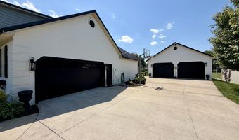 1011 Pembrooke Dr, Bardstown, KY 40004