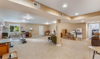 820 N Mckay Ave NE, Alexandria, MN 56308