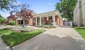 15274 Regina Ave, Allen Park, MI 48101