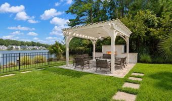 48 Fish Dancer Ct, Bluffton, SC 29910