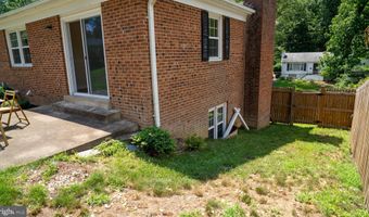 5012 LARNO Dr, Alexandria, VA 22310