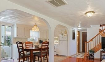 22 Fisher St, Attleboro, MA 02703