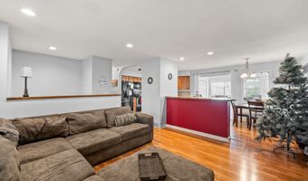 110 9th St SE, Altoona, IA 50009