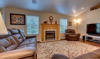 5635 S Clearfield Ln, Ammon, ID 83406