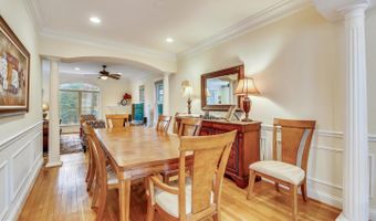 7513 HOLIDAY Ter, Bethesda, MD 20817