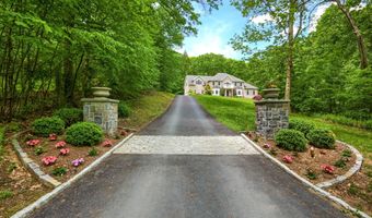 5 Old Hickory Ln, Sherman, CT 06784