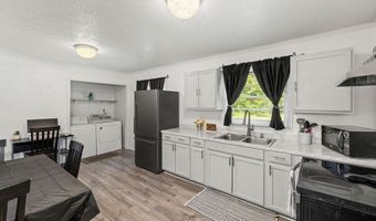 702 11th St, Altavista, VA 24517