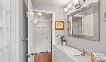 13 Carmel Rd, Andover, MA 01810