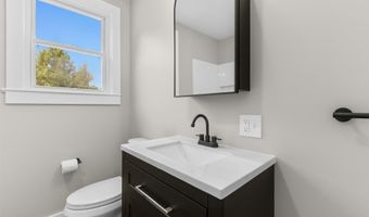 305 S Magnolia Ave, Andrews, SC 29510