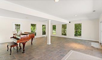 1411 Wood Creek Dr, Athens, TN 37303