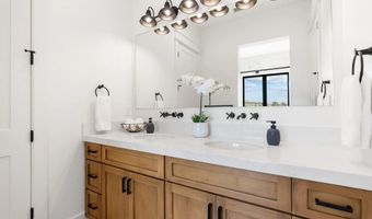 5120 Creek Oak Dr, Fallbrook, CA 92028