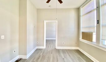 8 COMMONWEALTH Ave, Claymont, DE 19703