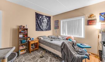 961 N Rohlwing Rd 201B, Addison, IL 60101