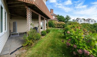 4 Bittersweet Lane 4, Bourne, MA 02532