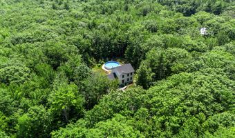 49 Hadlock Rd, Falmouth, ME 04105