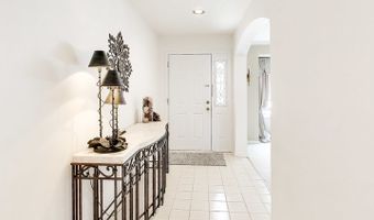 1819 N Normandy Ct, Arlington Heights, IL 60004