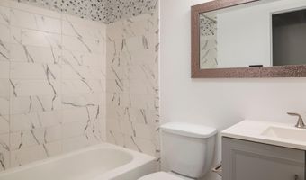 13 SILVERWOOD Cir 12, Annapolis, MD 21403