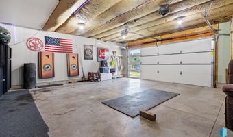 38 N 6th St, Baltic, SD 57003