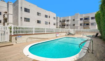 17914 Magnolia Blvd 135, Encino, CA 91316